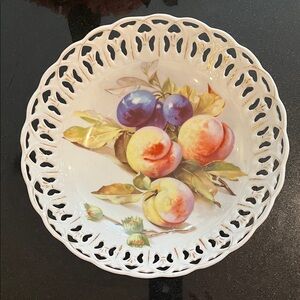 Reticulated Porcelain Bowl with Fruit Design, Rudolf Wachter, Bavaria